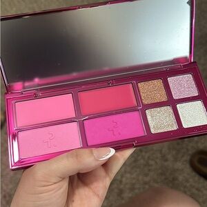 Brand New Patrick Ta Holiday 23 pallet.